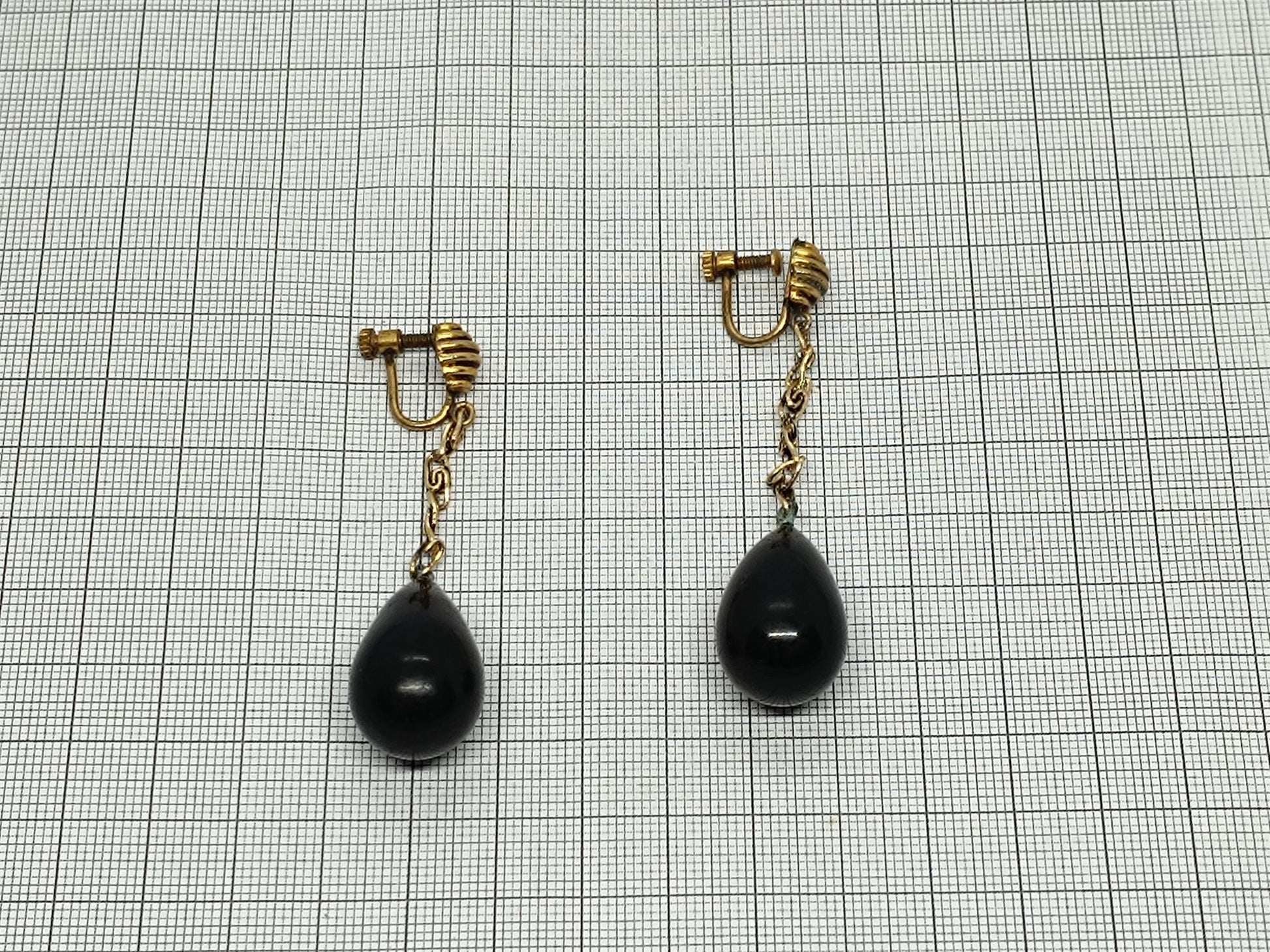 Antique Earrings With patina Black Stone __etsy:6750123293