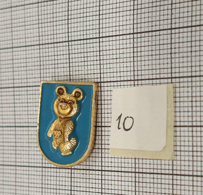 Different Pin Badge Misha 1980 Olympic games (etsy image id: 7353124720)