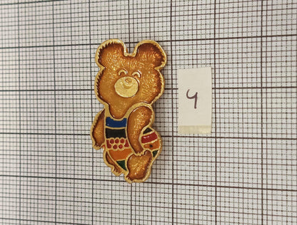 Different Pin Badge Misha 1980 Olympic games (etsy image id: 7401038951)