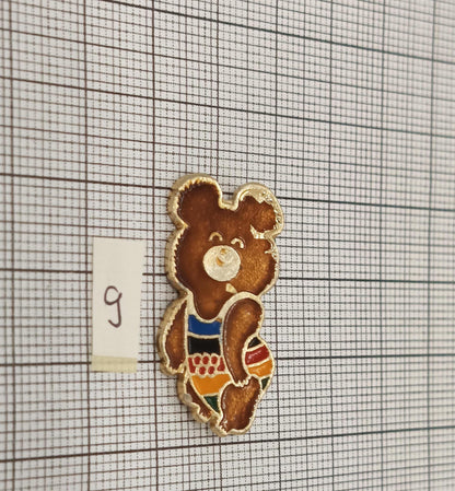 Different Pin Badge Misha 1980 Olympic games (etsy image id: 7401054487)
