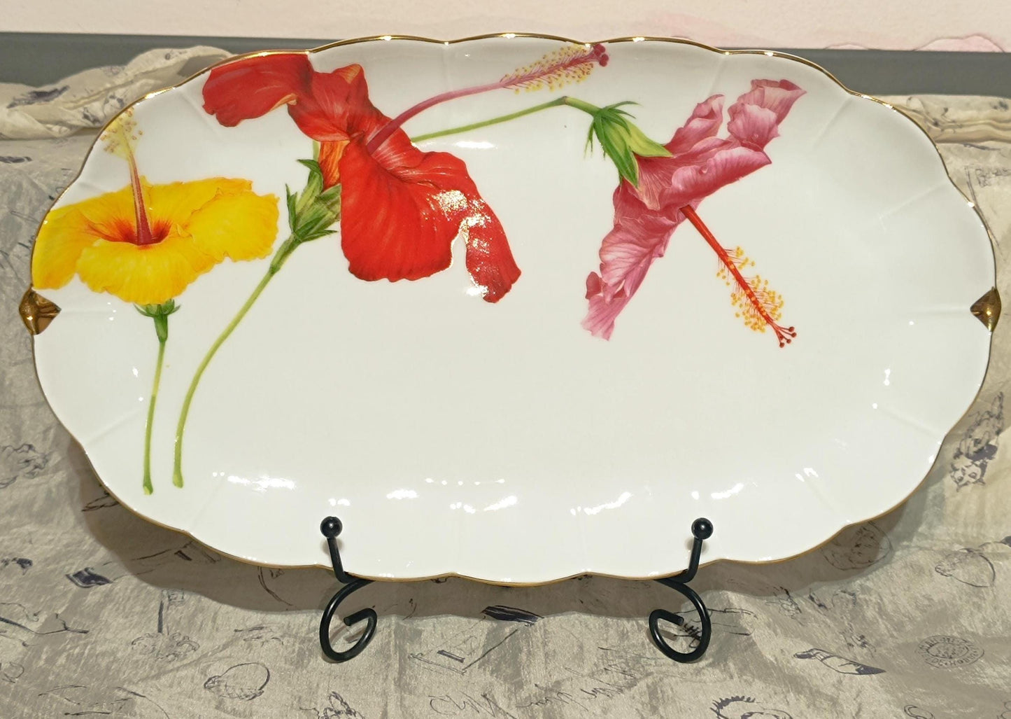 LG Limoges Hand Painted Red, Yellow & Gilt Platter / Plate __etsy:7980687095