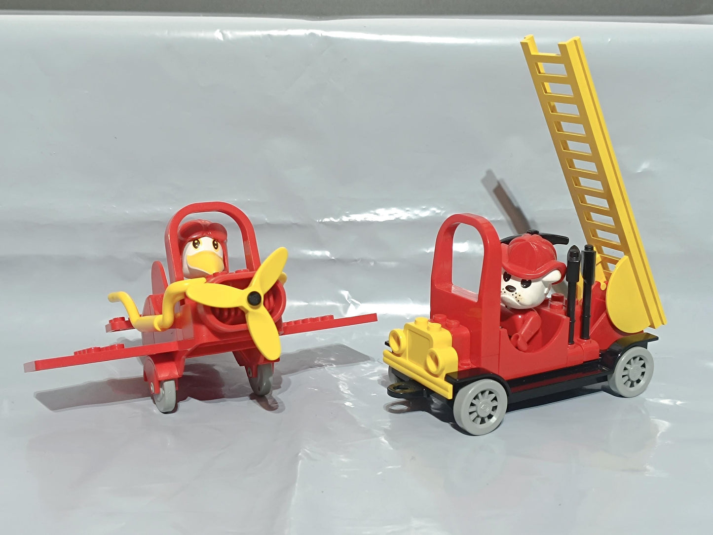Lego Fabuland Fair Engine and Sandy's Airplane __etsy:7901396205