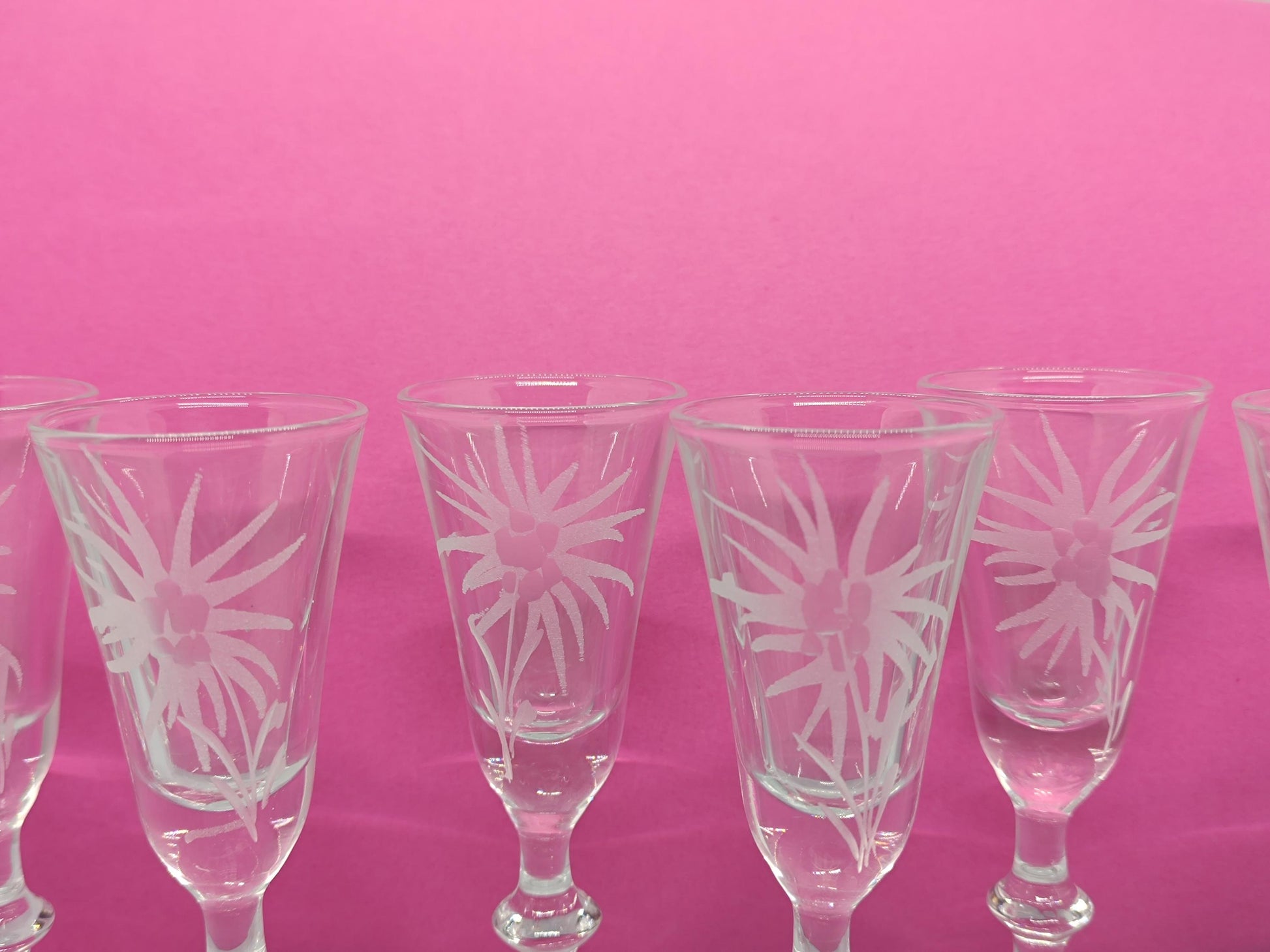 6 Liqueur glasses, for Martini. Engraved with flower motifs,Luminarc French vintage __etsy:7960415569