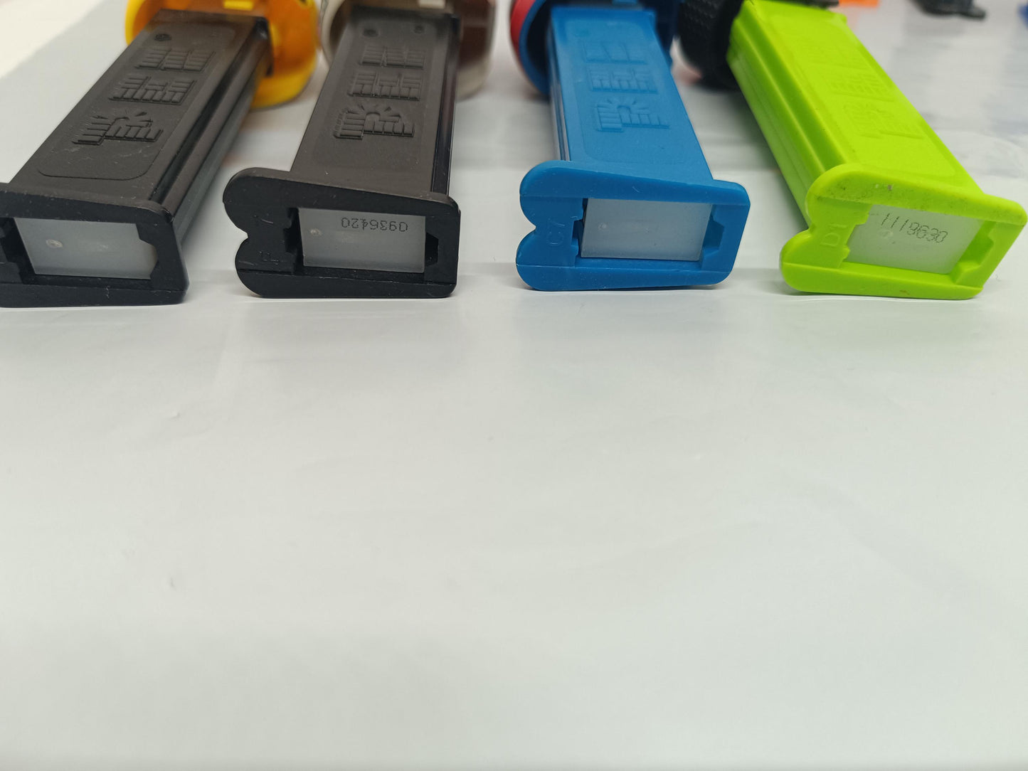 Lot of 8 Pez Nascar __etsy:7380159564