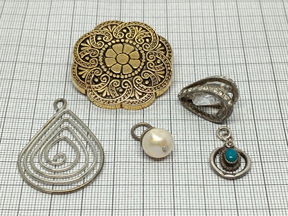 Lot of Vintage Pendants for necklace __etsy:6702141138