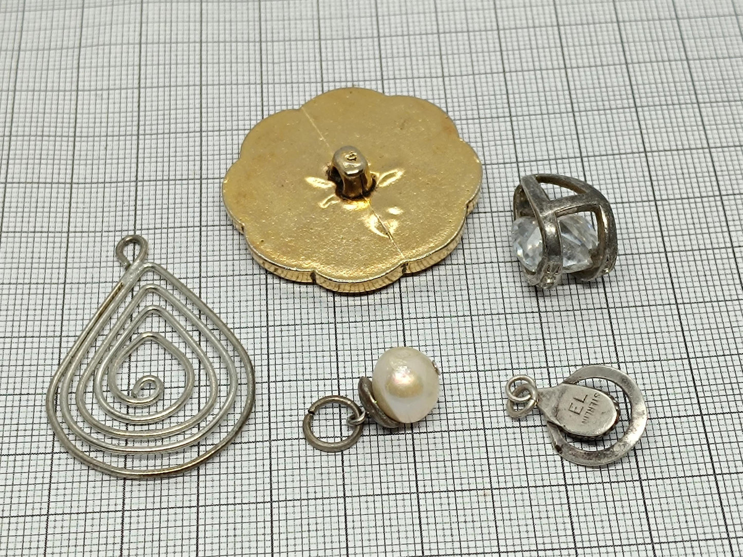 Lot of Vintage Pendants for necklace __etsy:6750175601
