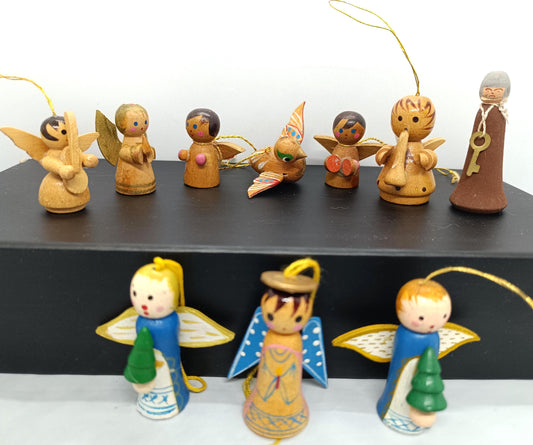 Mix of Natural Wooden Ornaments Decor (etsy image id: 7135247602)