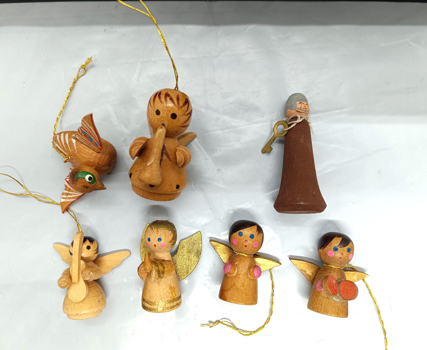 Mix of Natural Wooden Ornaments Decor (etsy image id: 7183221585)
