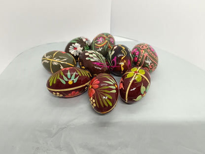 Set of Vintage Easter Wooden Painted Eggs (etsy image id: 7696286370)
