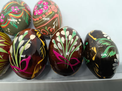 Set of Vintage Easter Wooden Painted Eggs (etsy image id: 7744232587)