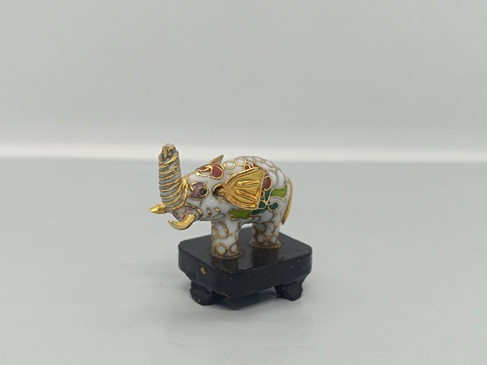 Vintage Chinese Cloisonne Mini Elephant (etsy image id: 7639850396)