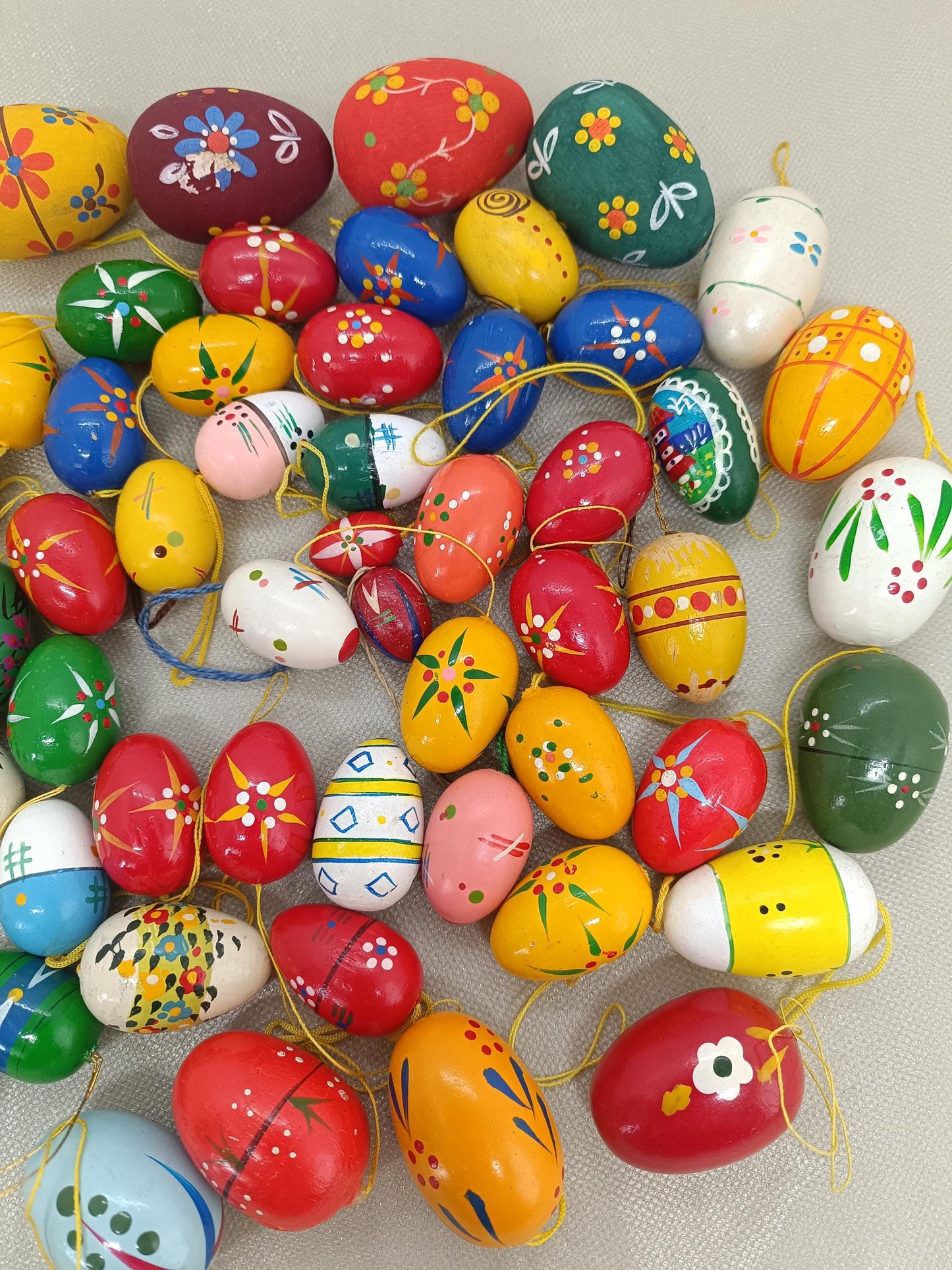 55 Vintage Easter wooden Small Eggs (etsy image id: 7770016803)