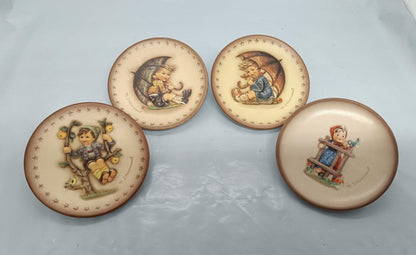 Vintage Goebel Hummel 4 Plate __etsy:7116009170