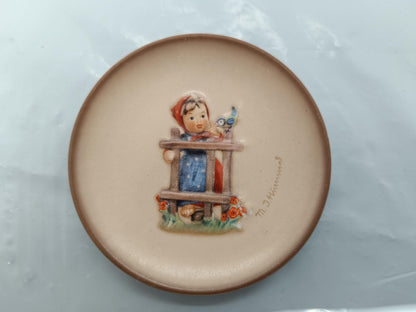 Vintage Goebel Hummel 4 Plate __etsy:7116004908