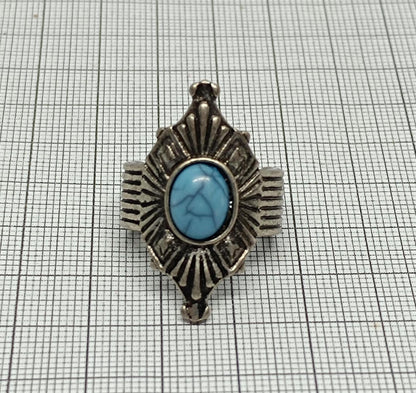 Vintage Massive Ring size 9 __etsy:6702601296