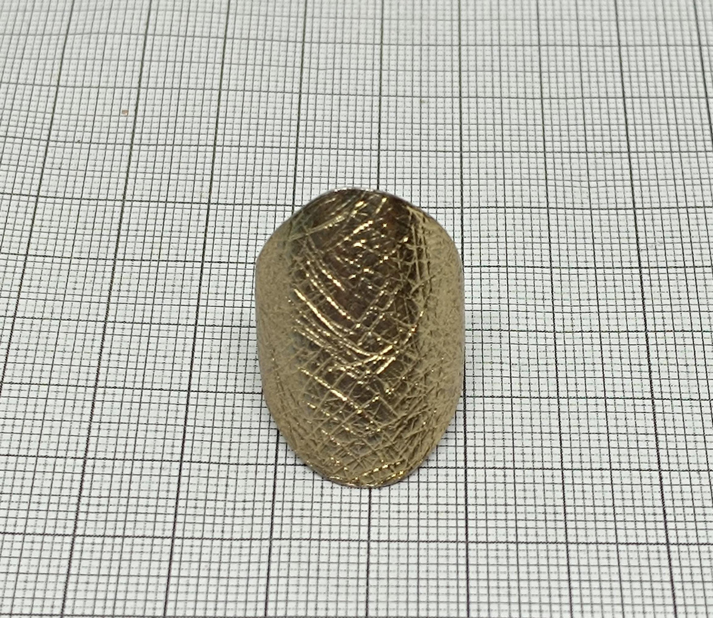 Vintage Ring gold colour size 8 __etsy:6702543170