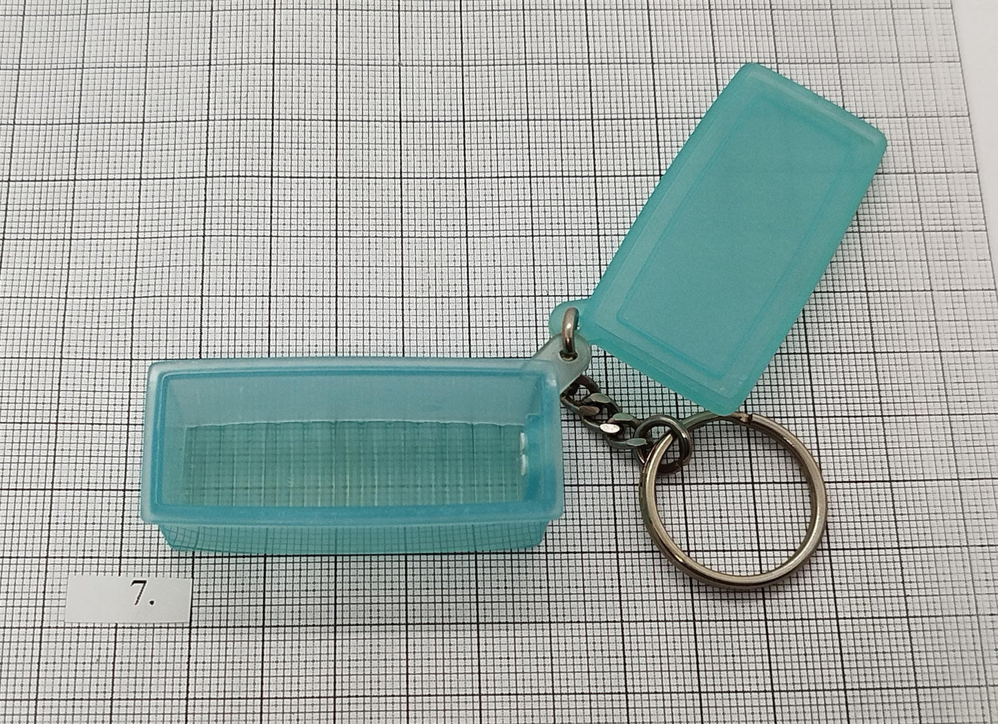 Vintage Tupperware keychains __etsy:7251097065