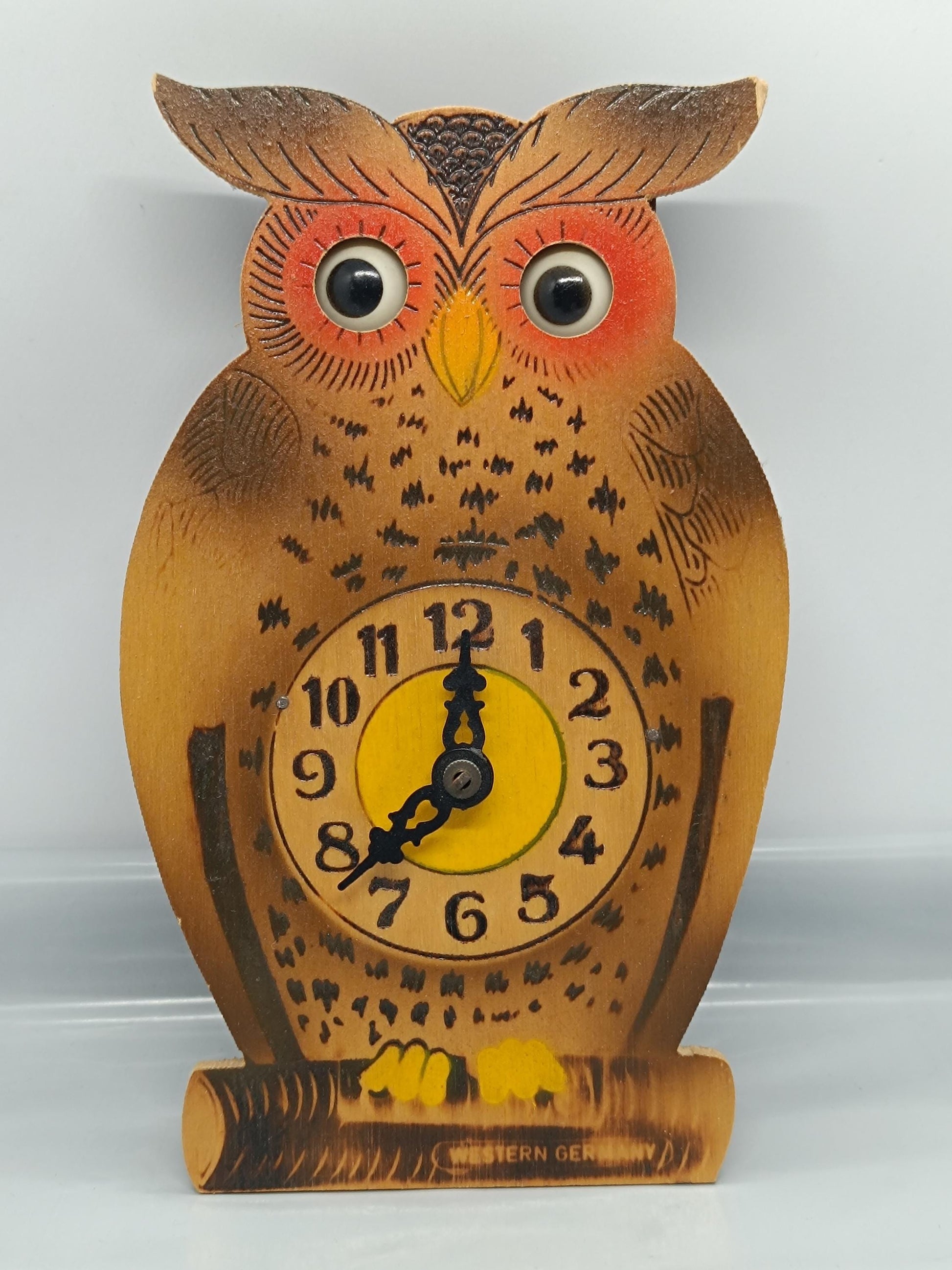 Vintage W Germany Owl Clock Moving eyes __etsy:7773708770