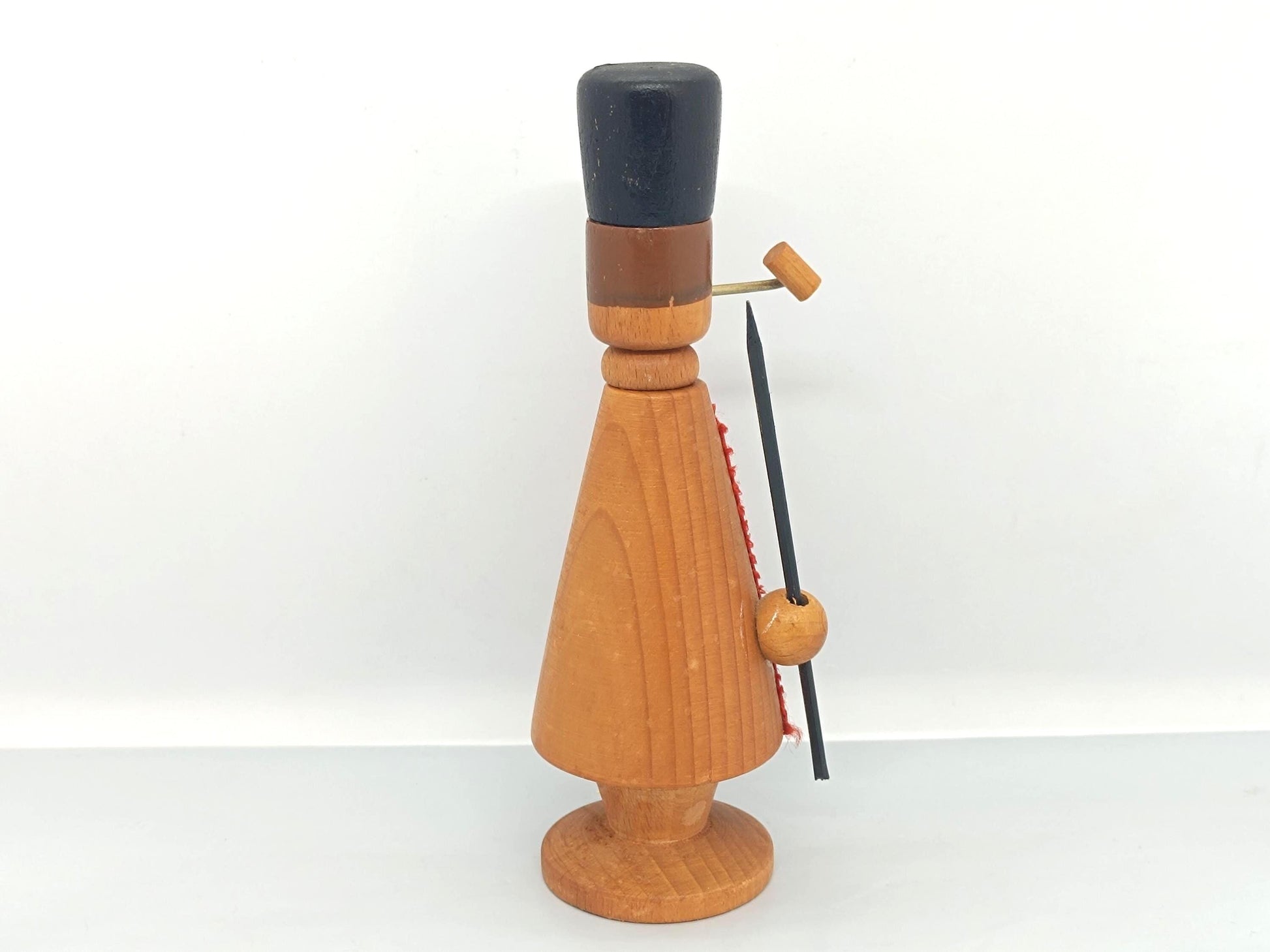 Vintage Wooden Erzgebirge Incense Smoker Folk Raucher 16 cm
