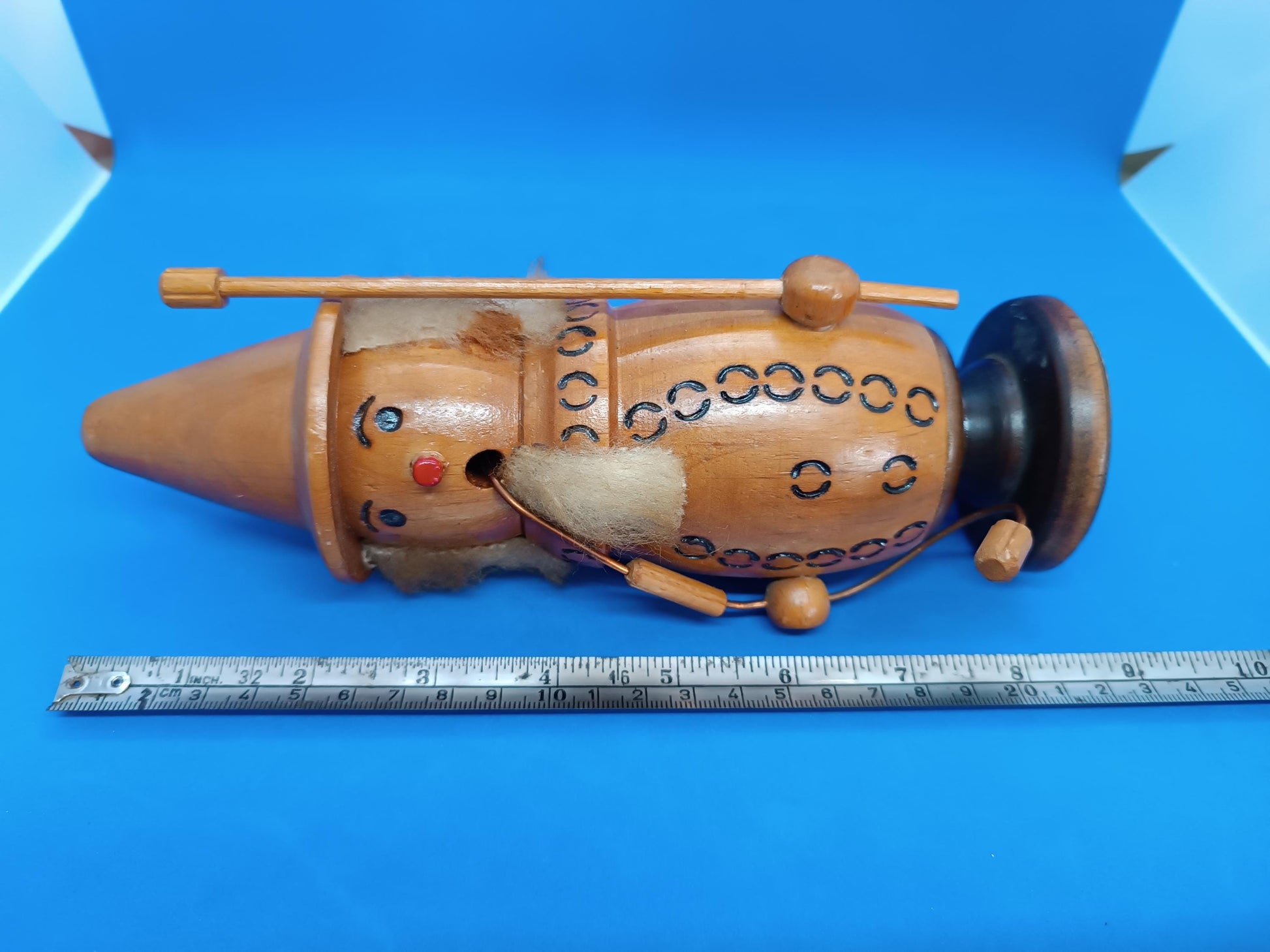 Vintage Wooden Erzgebirge Incense Smoker Raucher 8,5"