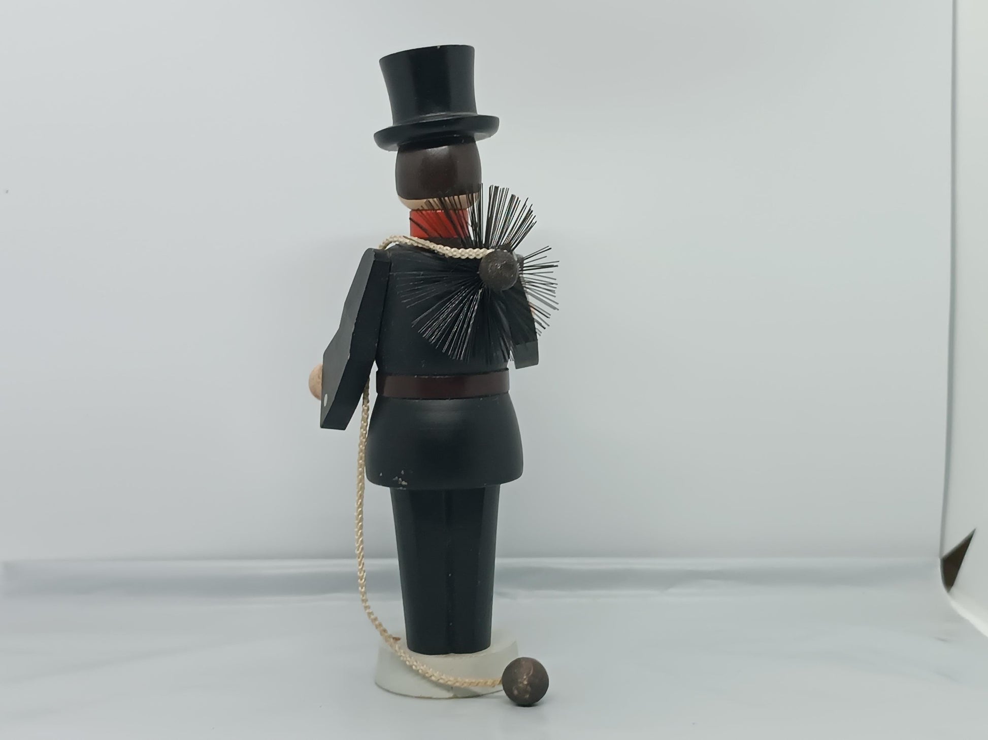 Vintage Wooden Erzgebirge Incense smoker Chimney Sweep Seiffener Volkskunst 19 cm