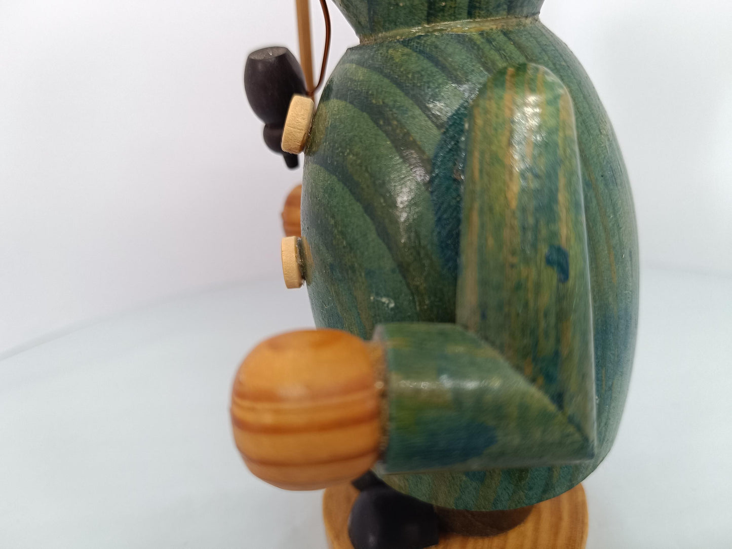 Vintage Wooden Smoker Fisherman 18 cm (etsy image id: 7268482801)