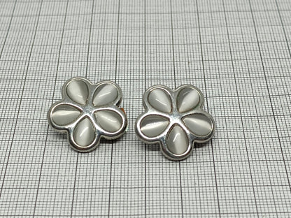 Vintage clip earrings pearlescent shine __etsy:6750139543