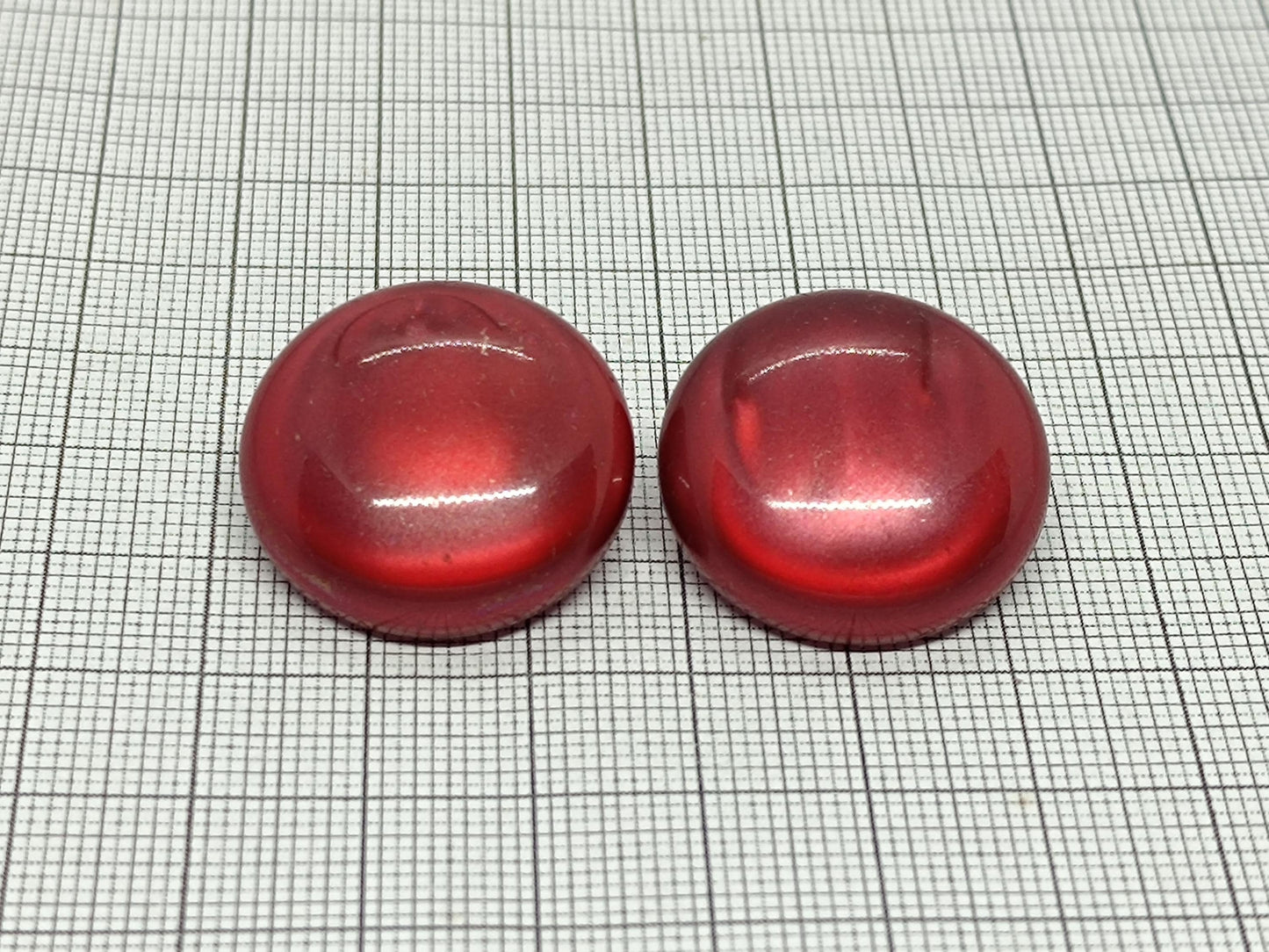 Vintage clip earrings red round __etsy:6702114990