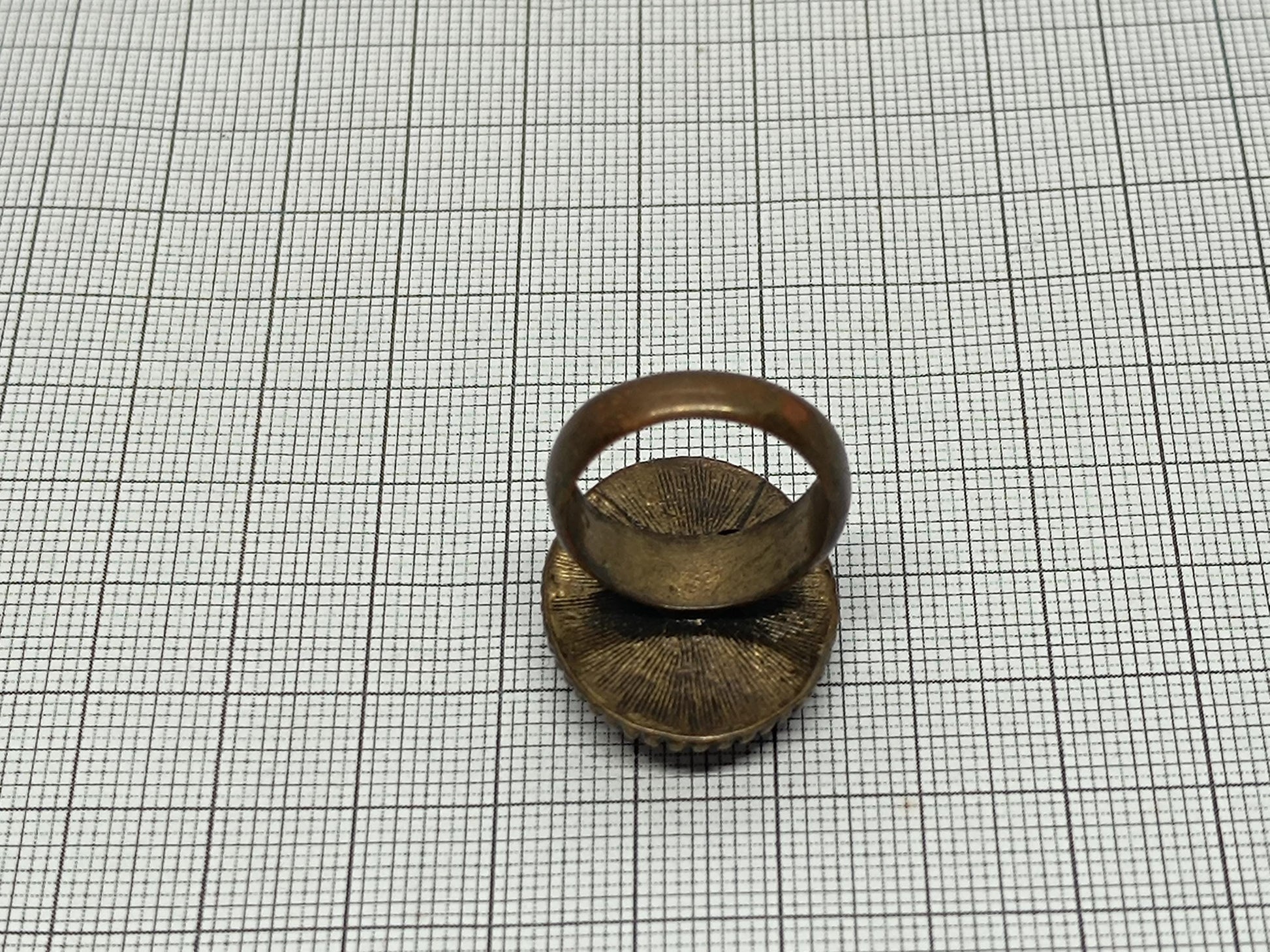 Vintage red flower Ring size 6 __etsy:6750649579
