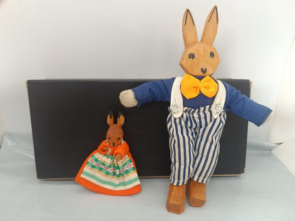 Vtg Ostern Rabbits Wood and Fabric __etsy:7810231979