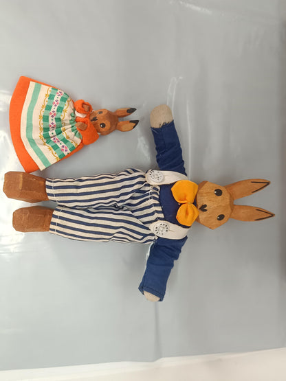 Vtg Ostern Rabbits Wood and Fabric __etsy:7810231987