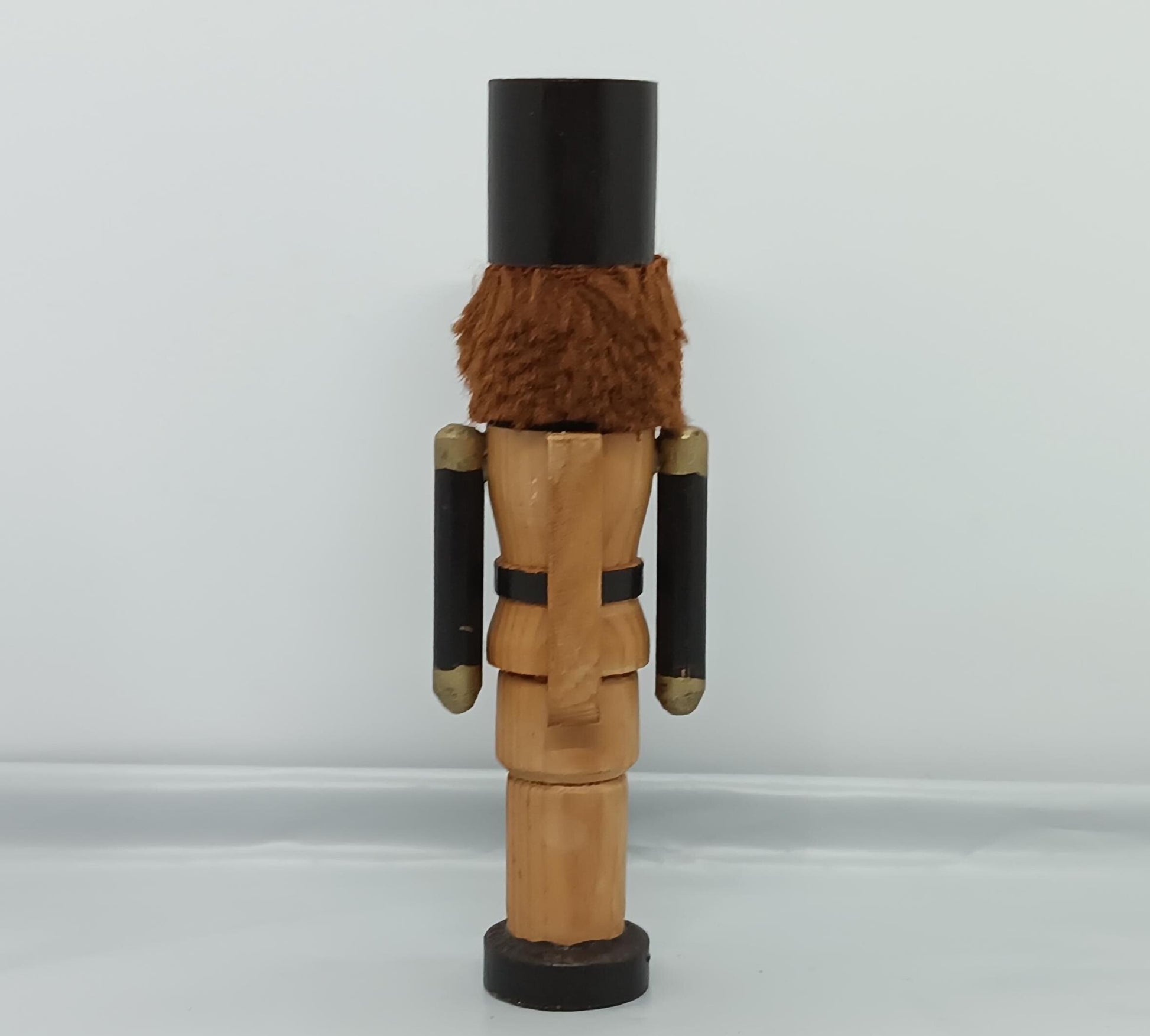 Wooden Nutcracker figurine 14 cm (etsy image id: 7174419303)