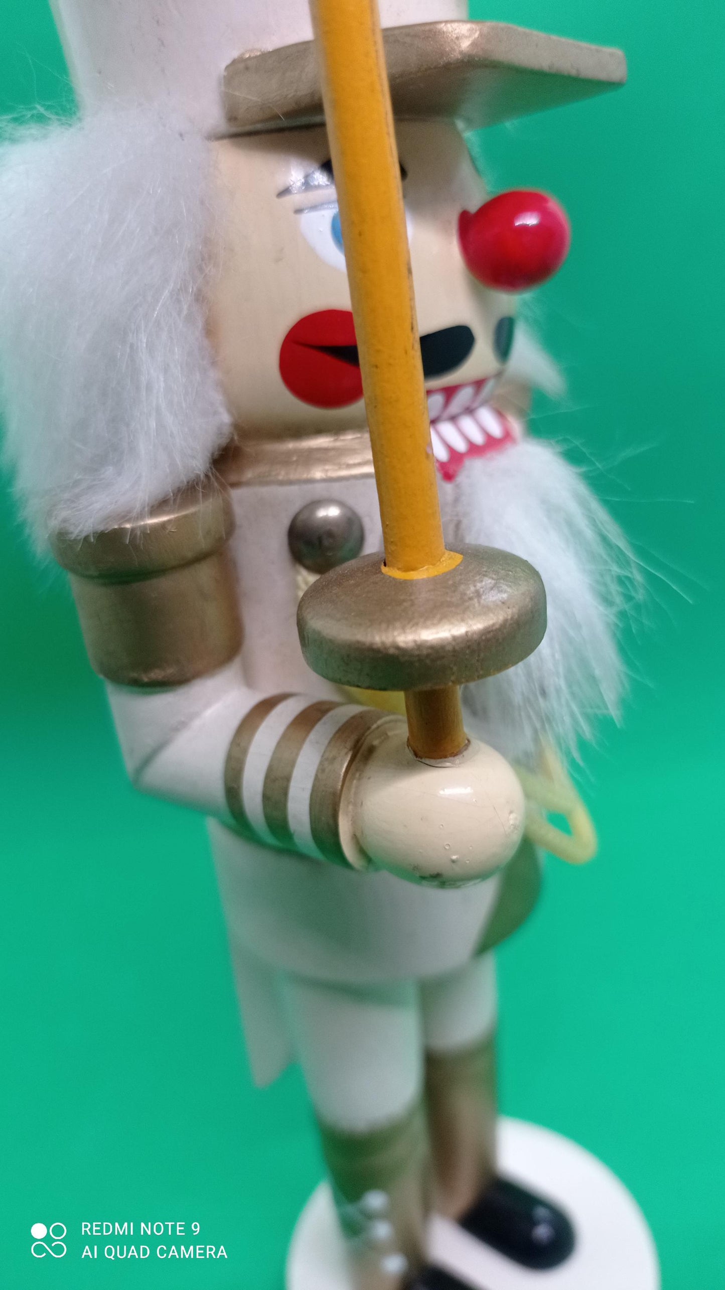 Wooden White Nutcracker figurine 23 cm (etsy image id: 7126402864)