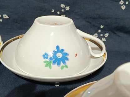 Vintage Dulevo Russian Set Flowers