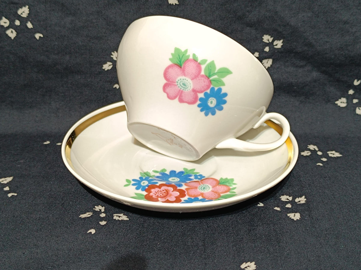 Vintage Dulevo Russian Set Flowers