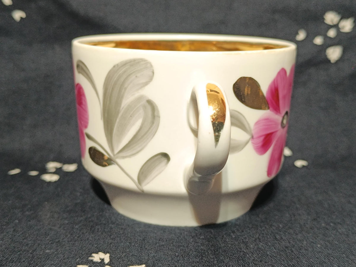 Vintage Russian Verbilki Tea Cup Teapot Sugarbowl Lid
