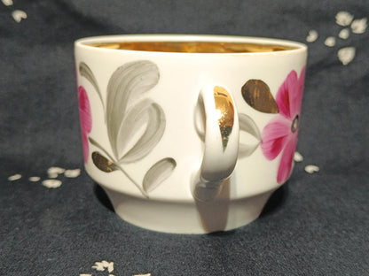 Vintage Russian Verbilki Tea Cup Teapot Sugarbowl Lid