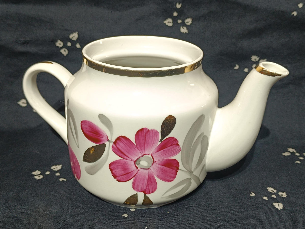 Vintage Russian Verbilki Tea Cup Teapot Sugarbowl Lid