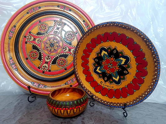 Vintage Romanian Wooden Plate Handcrafted Folk Art Wall Decor