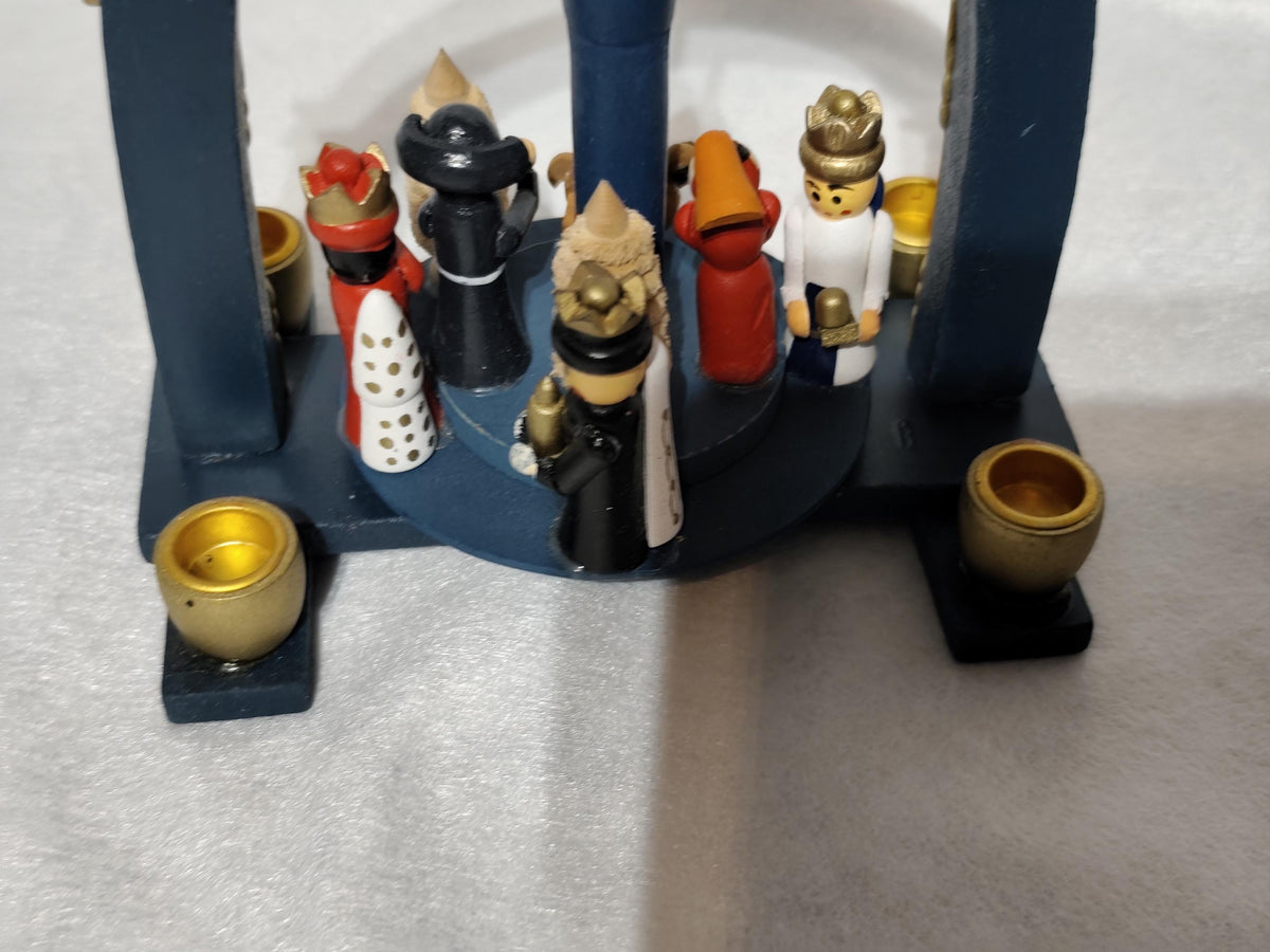Vtg Christmas Carousel Pyramid 24 cm Nativity Scene Used