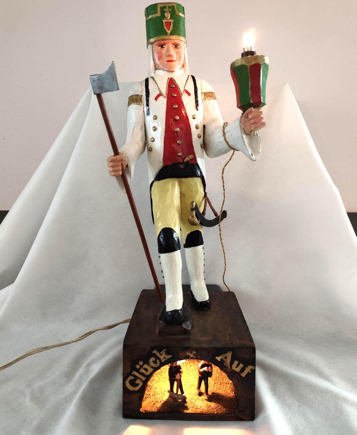 Wooden Erzgebirge Miner Gluck Auf Lamp